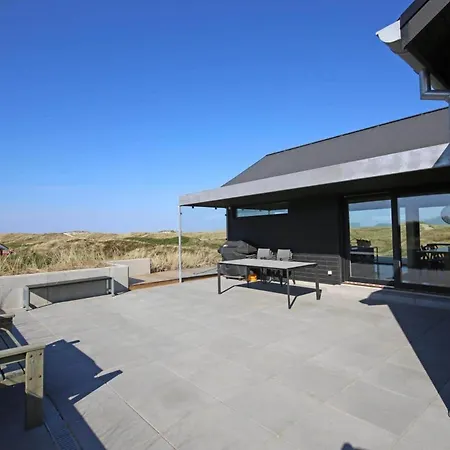 Ve099-vejers-strand-bjaergevej-21